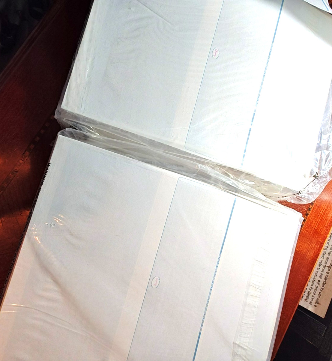 Blank Check Paper – 1,000 Pack – Check in Center