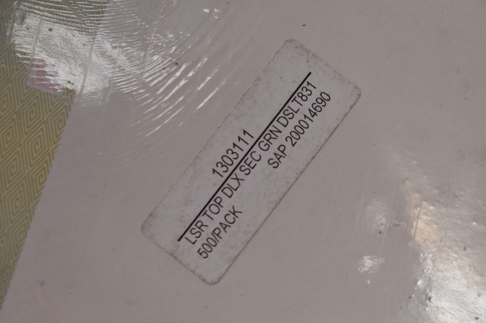Deluxe Security Top Blank Laser Checks DSLT831 500 pack 8-1/2″ x 11″ Green