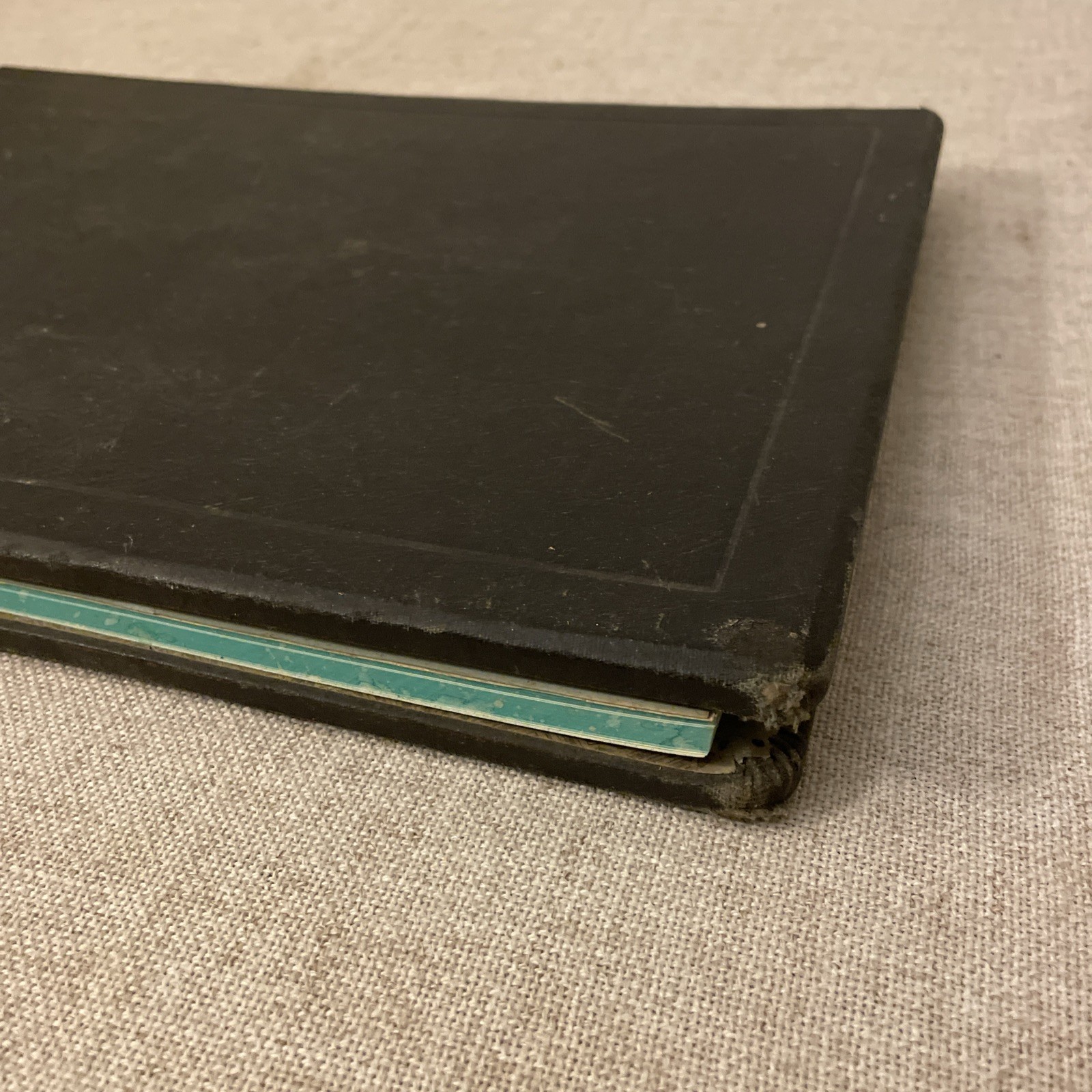 Standard Boorum & Pease No. 227-1/2 Two Post Hinge Black 15×12 Ledger Paper