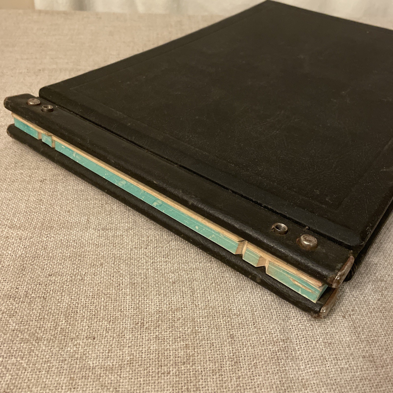 Standard Boorum & Pease No. 227-1/2 Two Post Hinge Black 15×12 Ledger Paper