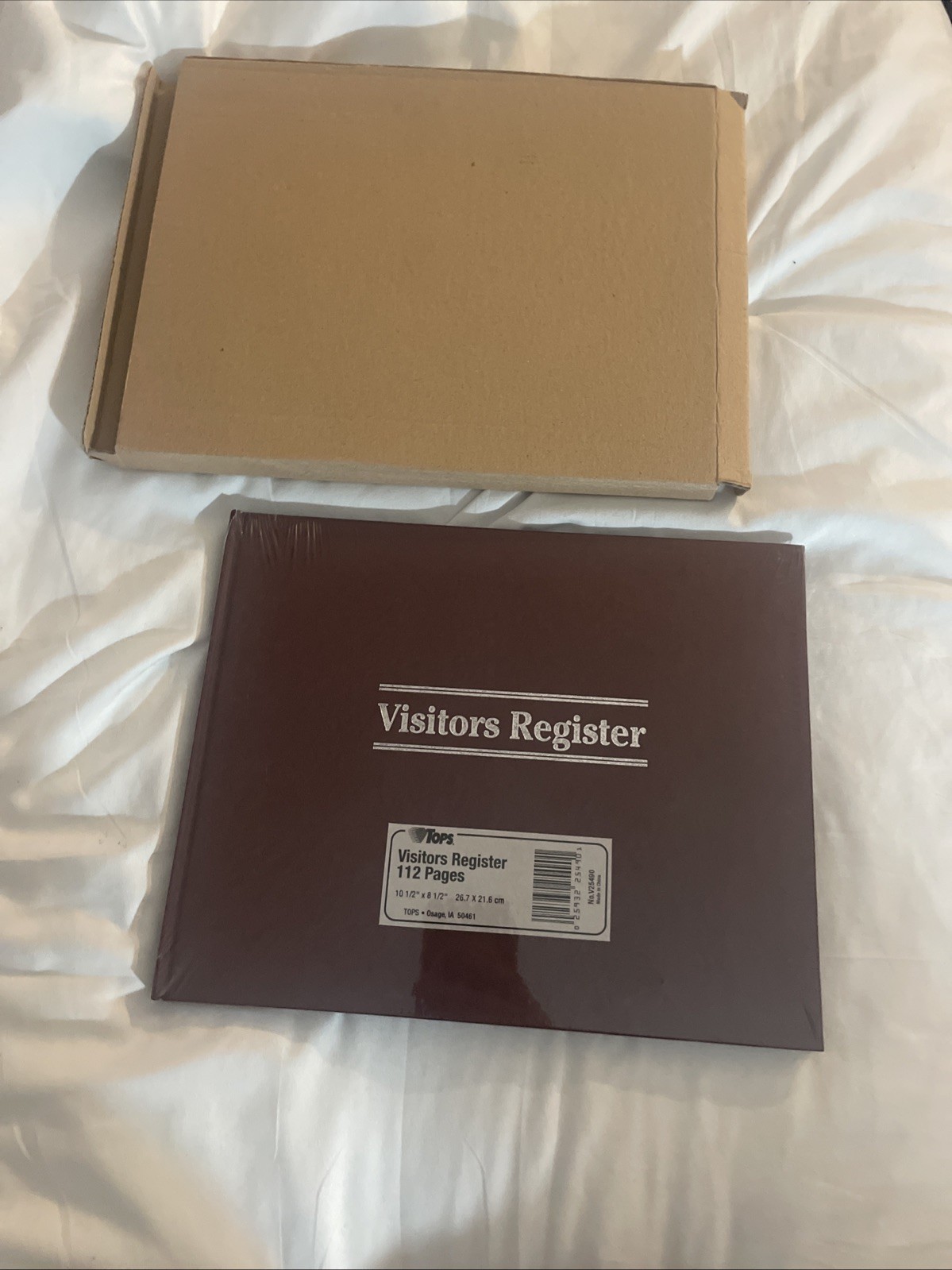 Visitors Register 112 Pages NWT 10 1/2 x 8 1/2 26.7 x 21.6 Cm Burgundy Color