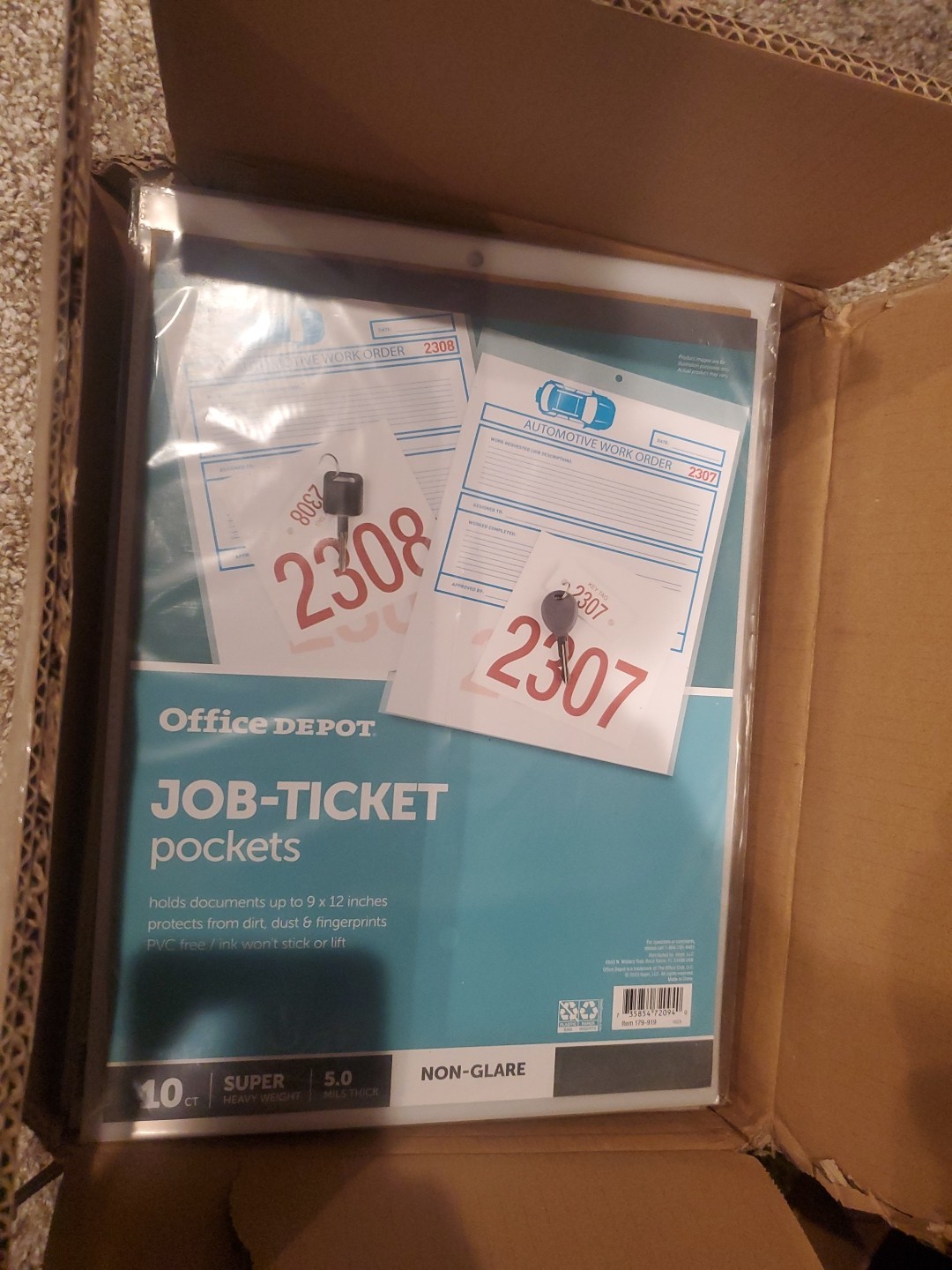 Office Depot Brand Job Ticket Holders, 9″ x 12″, Non-Glare, Pack Of 10