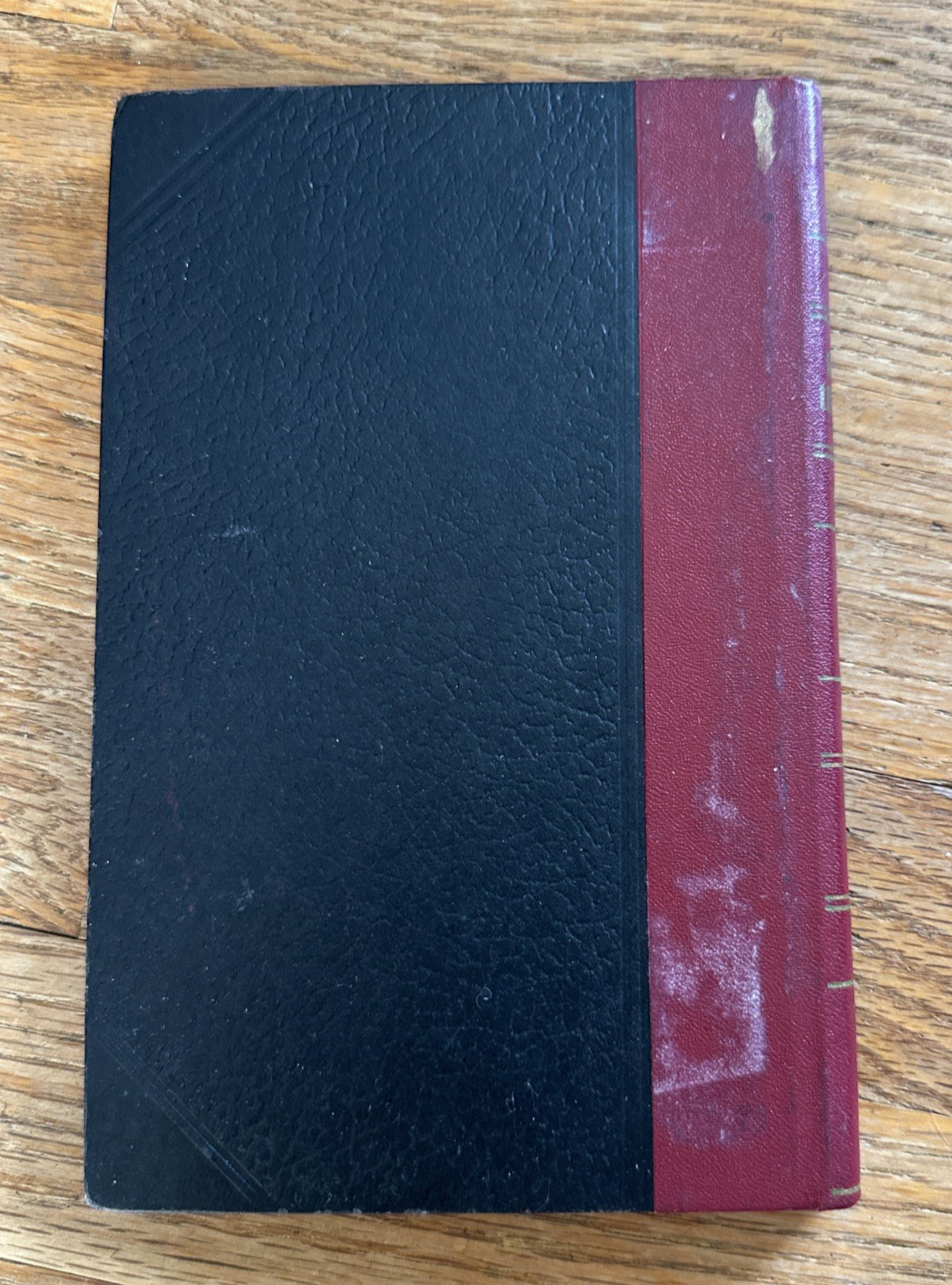 Vintage Royal Vernon Line D.E. Ledger Book No. 2044 Accounting Records 144 Pages