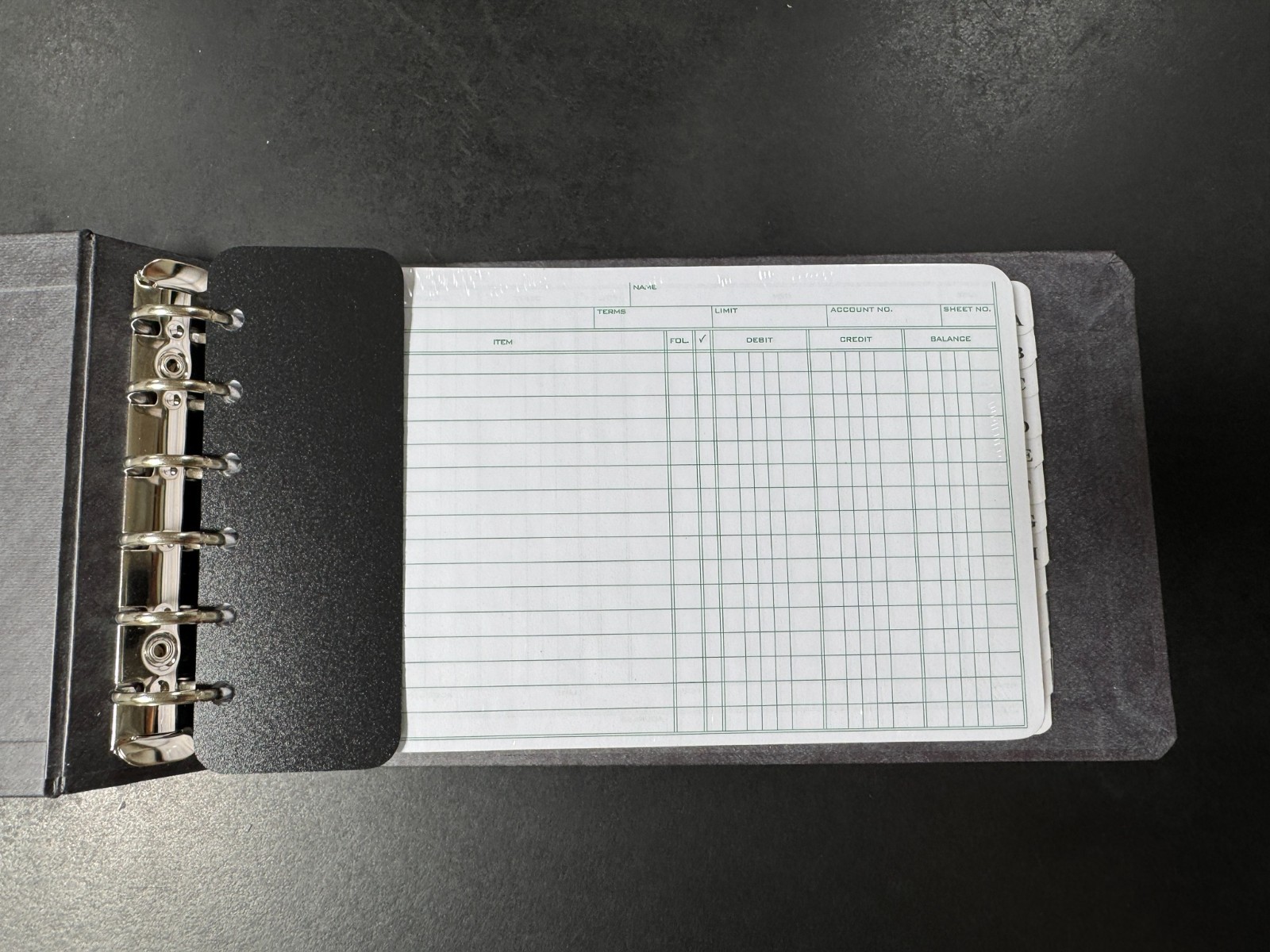 Staples Bookkeeping Ledger Binder 100 Pages A-Z Tags NWT