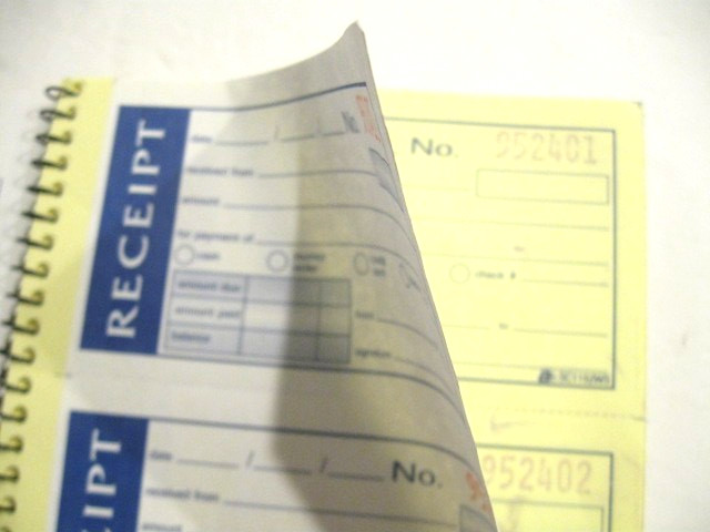 Reciept Book: Adams 2-Part (Duplicate); 200 5 1/4 ” X 2 3/4 ” Carbonless