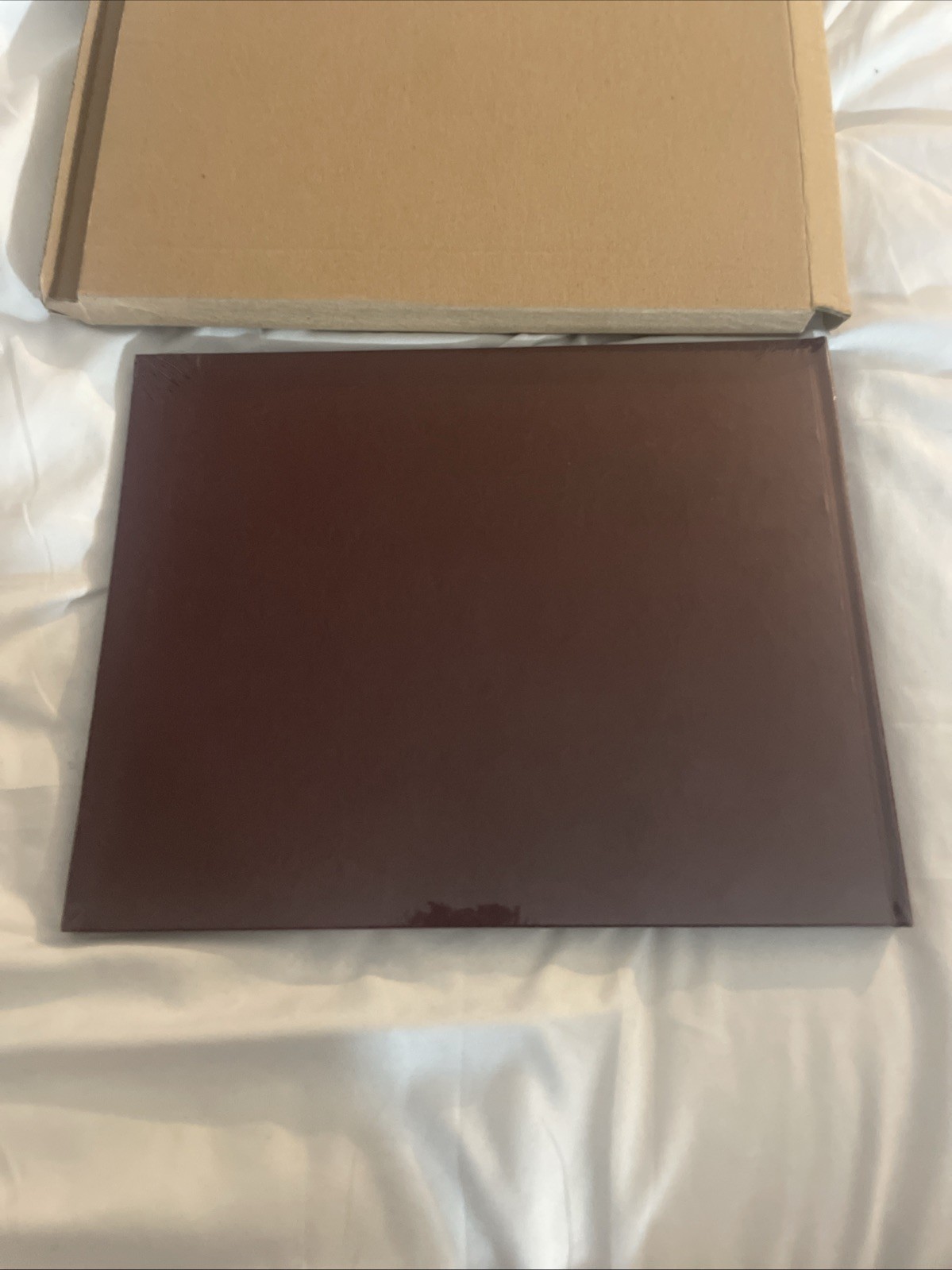 Visitors Register 112 Pages NWT 10 1/2 x 8 1/2 26.7 x 21.6 Cm Burgundy Color
