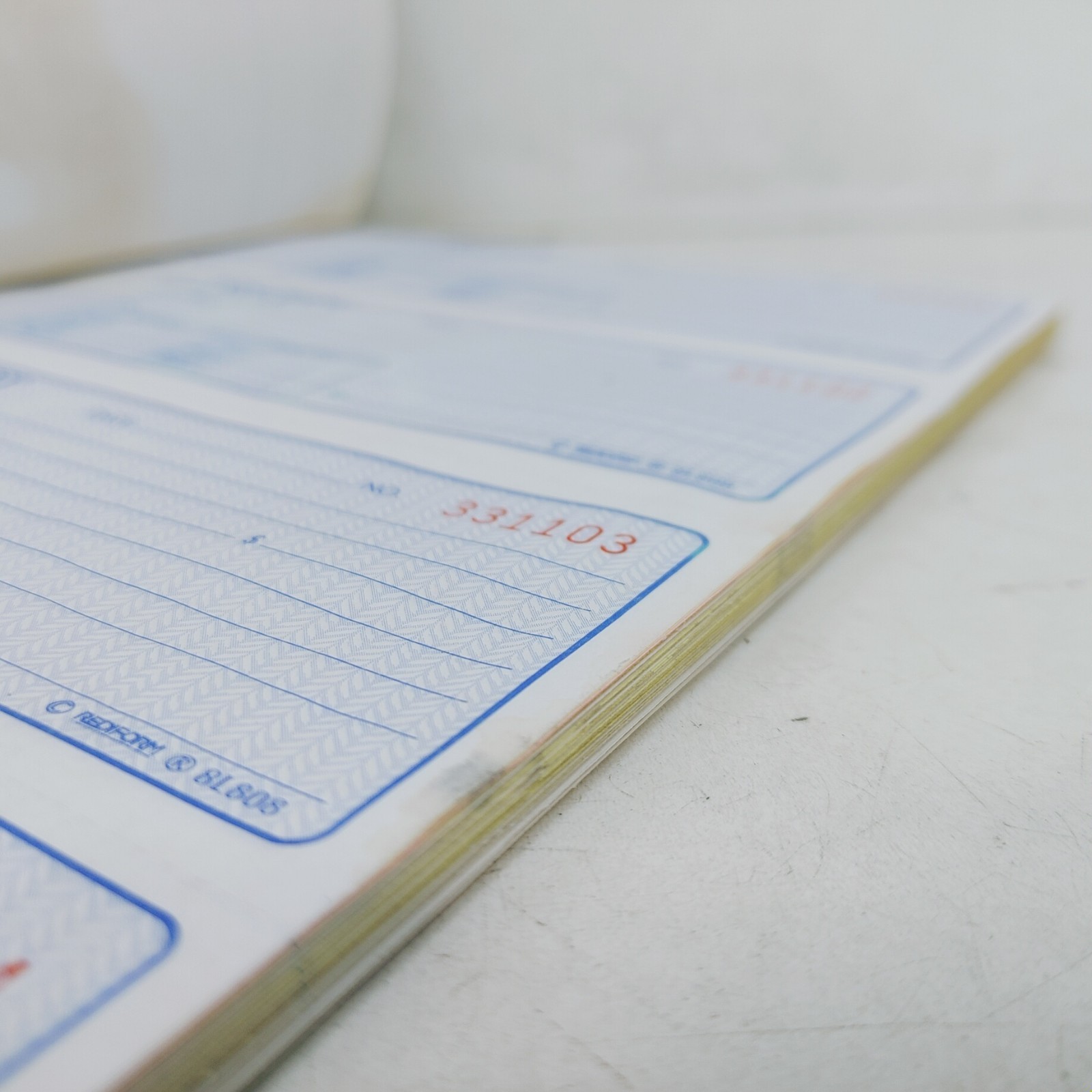 Stained-Rediform Money Receipt Book Carbonless Triplicate 100 Sets/Book 8L808