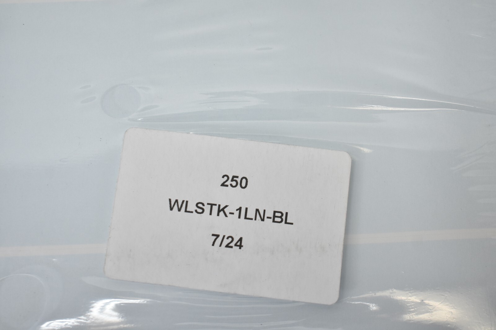 250 Sheets Blank Laser Checks Top Position Blue Linen WLSTK-1LN-BL 8-1/2″ x 11″