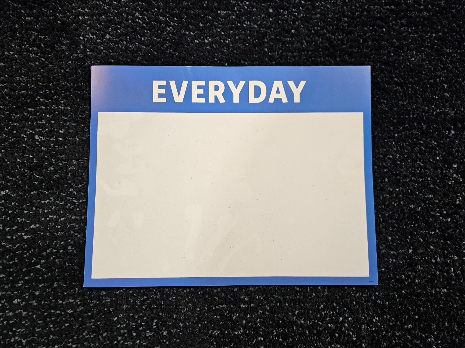 (QTY 250) Everyday Display Signage Blue Landscape 11 x 8.5 9014709