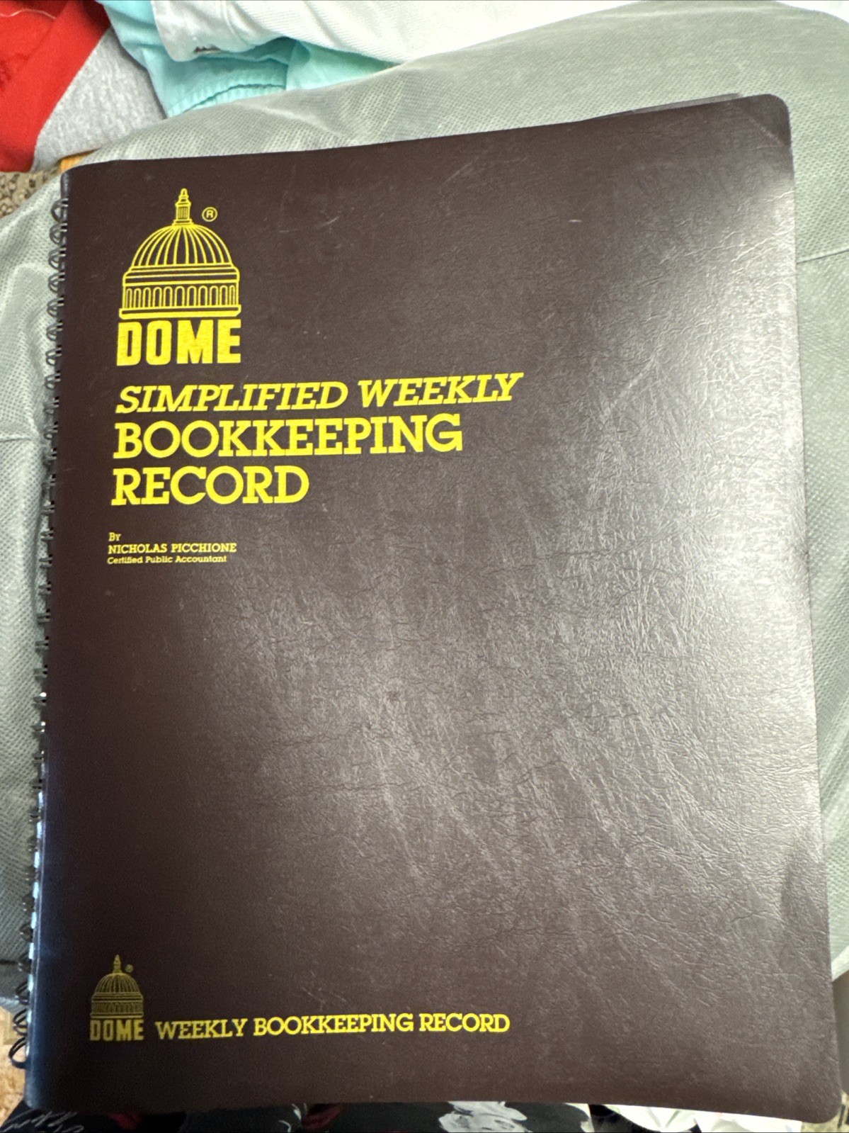 Dome DOM600 Bookkeeping Record Book Weekly 128 Pages 9 x11 Inches, Brown