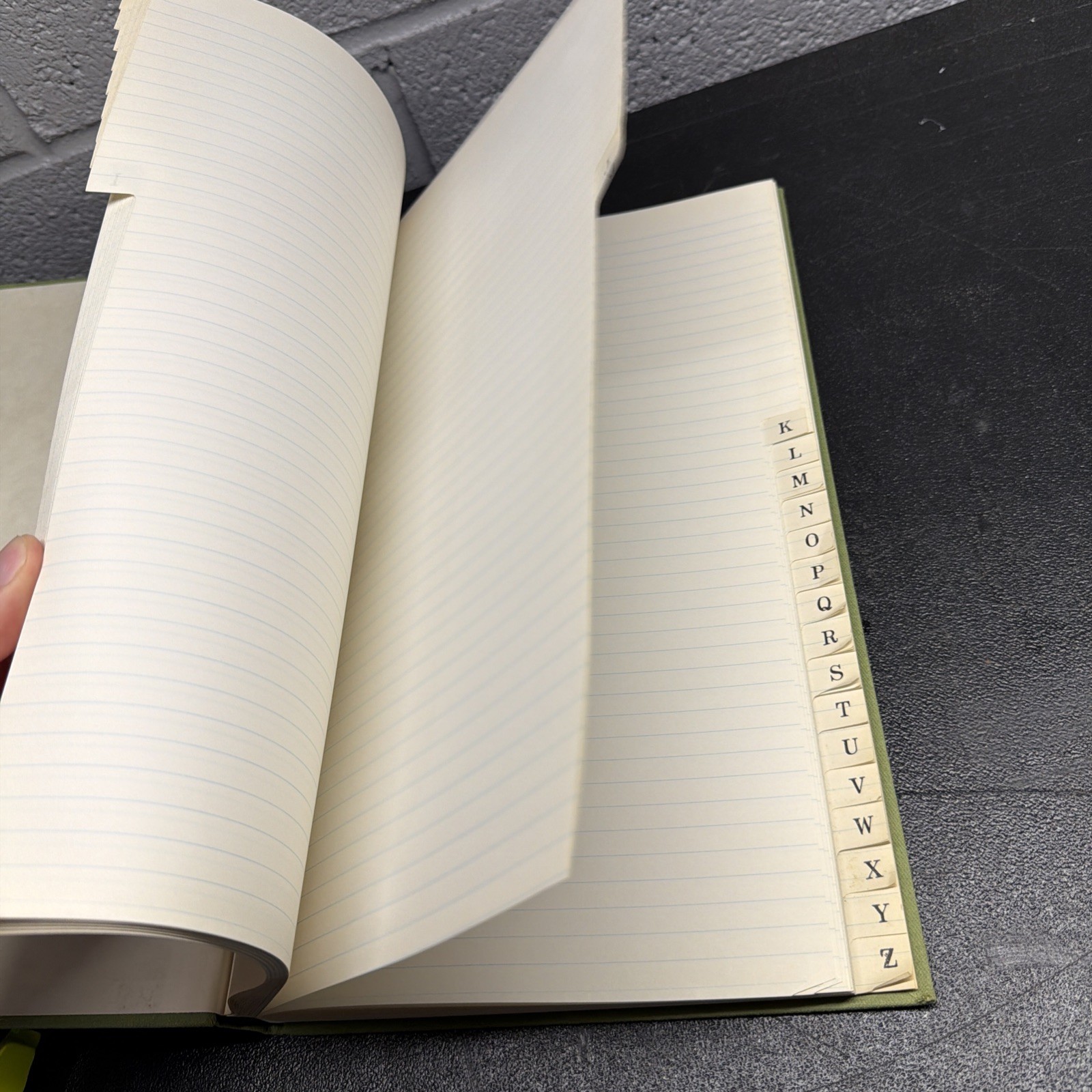 Vintage Federal Supply Service Record Book Ledger 7530-222-3524
