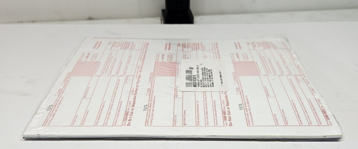 2025 IRS Tax Form 1099-NEC 4pt LSR Set w/Envelopes 15 Pack #N6103E15