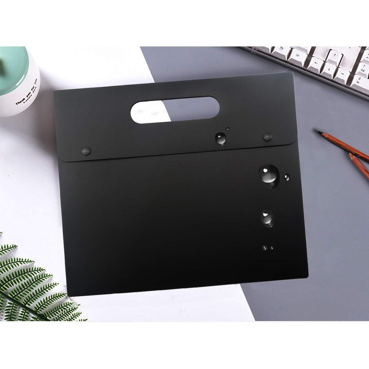 Enyuwlcm A4 Plastic Envelopes Document Holder with Handle Poly 5 Pack, Black