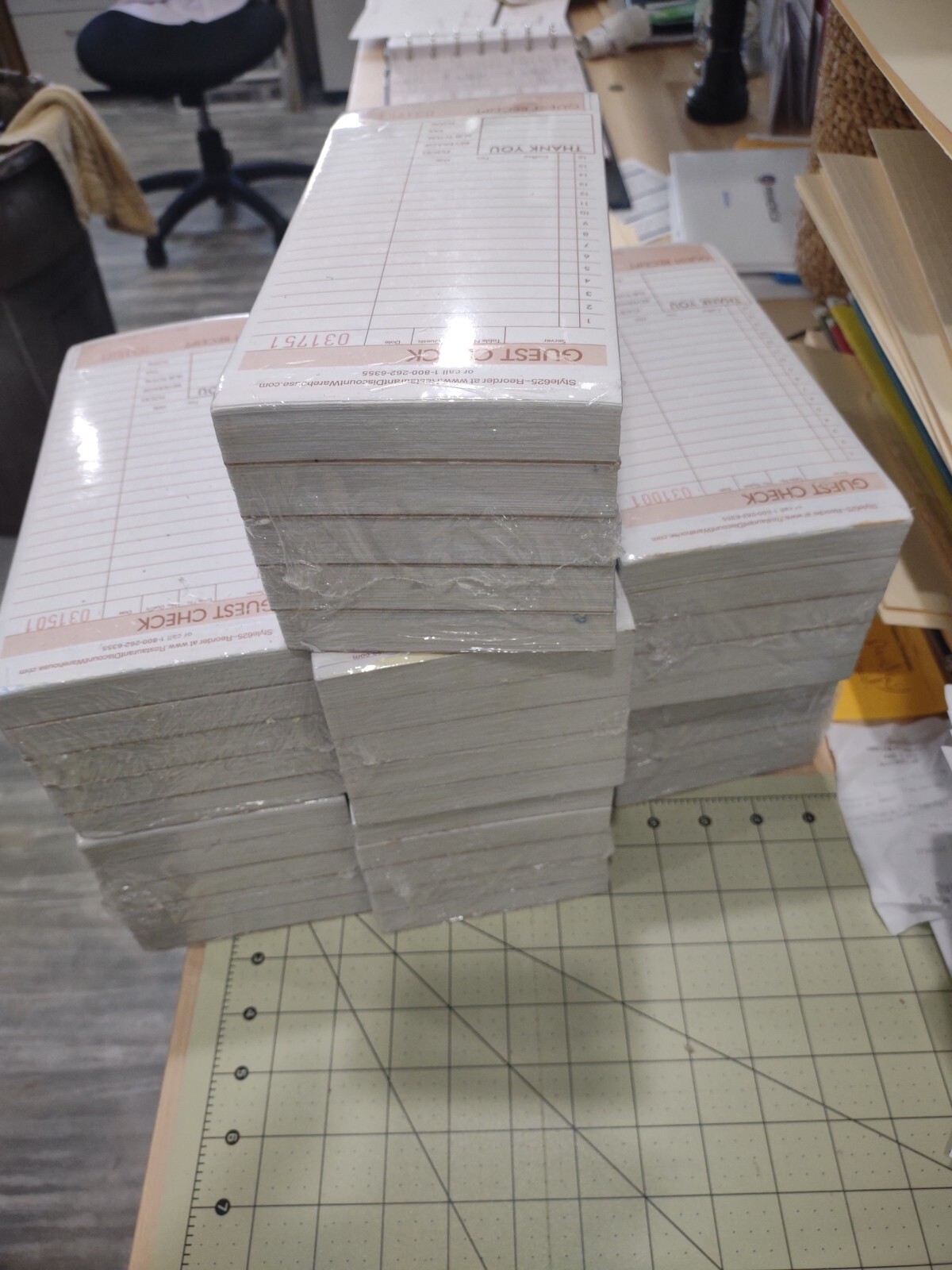 Guest Check Pads Receipt Books 1750 Checks/Pad Invoice Stub 3 Part