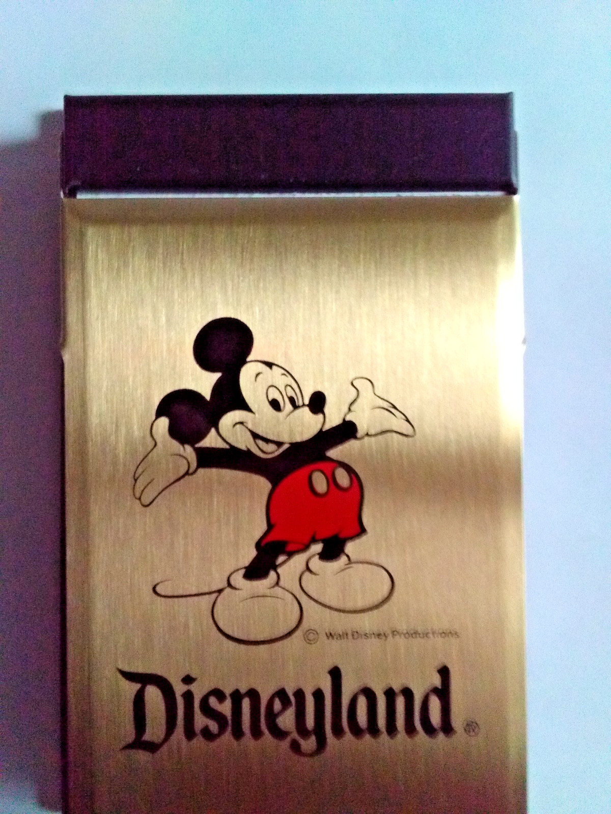 MICKEY MOUSE WALT DISNEYLAND DESK MEMO PAD GOLD COVER/BLACK BASE SUPER UBER NICE