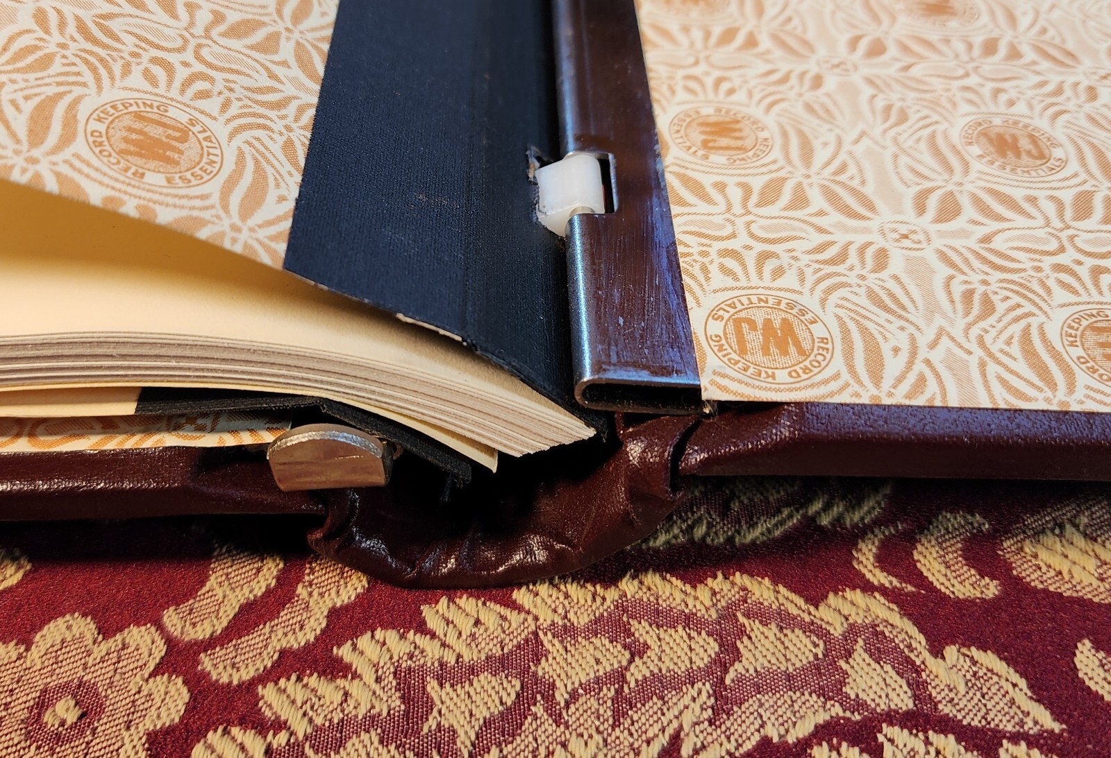 Wilson Jones Minute Book 396-11 Record Keeping Essentials