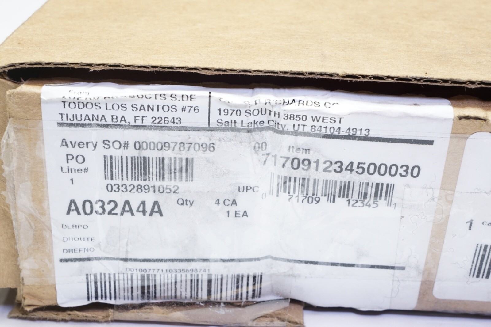Lot of 1000 AVERY Shipping/Identification Tags, Unstrung, 4-3/4″x2-3/8″, Red