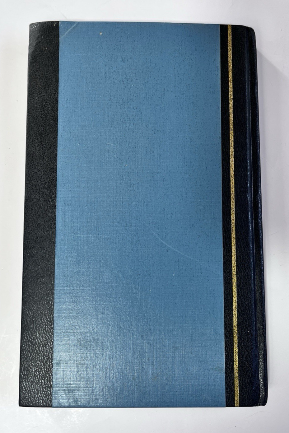 Ruled Journal Hardbound Accounting Ledger Book 300 pgs CLEAN Office Depot 2006