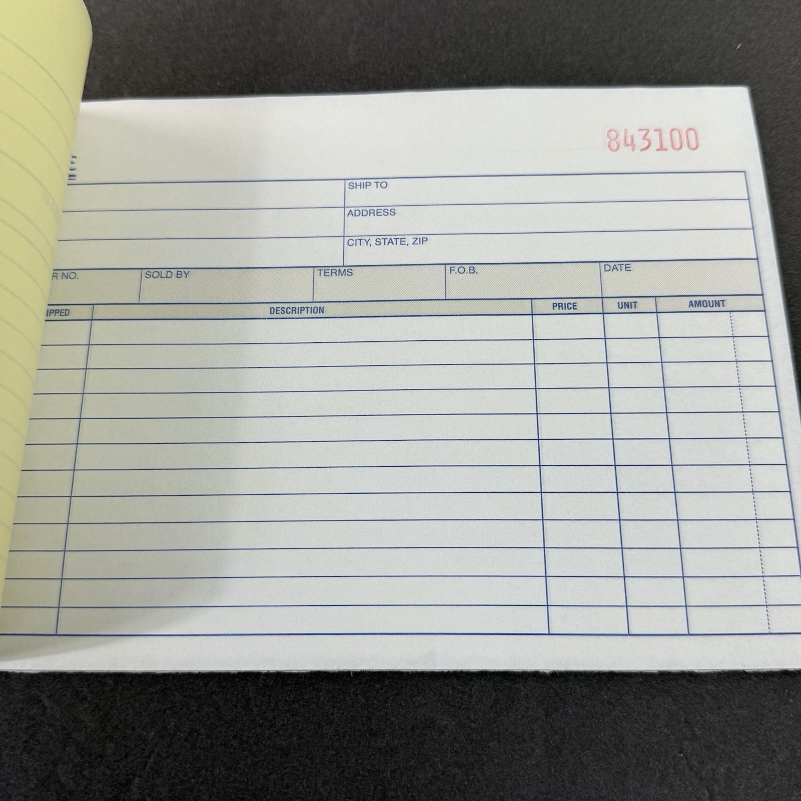 Invoice Book 2-Part Carbonless 5-9/16 X 8-7/16 Inches 50 Sets per Book DC5840