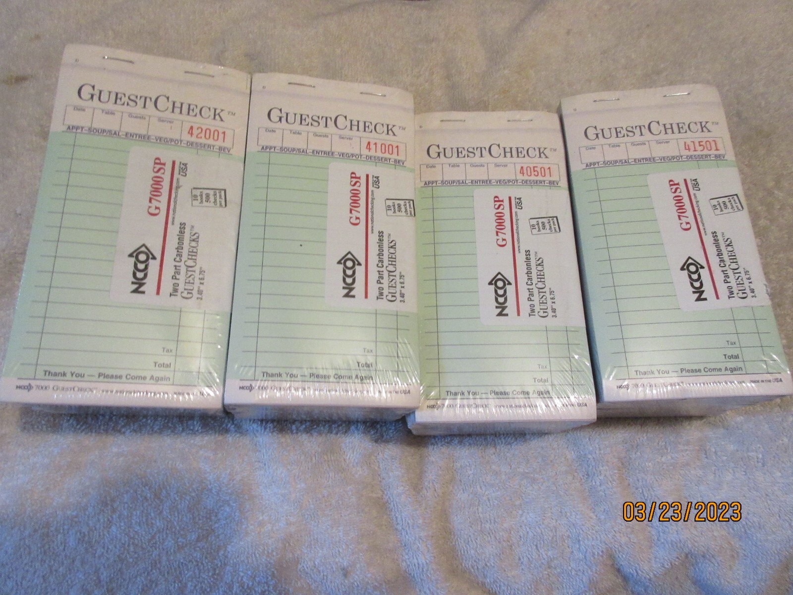 G7000SP (40 Books) 2 Part Green White Carbonless Guest Check Receipt 2000 Checks