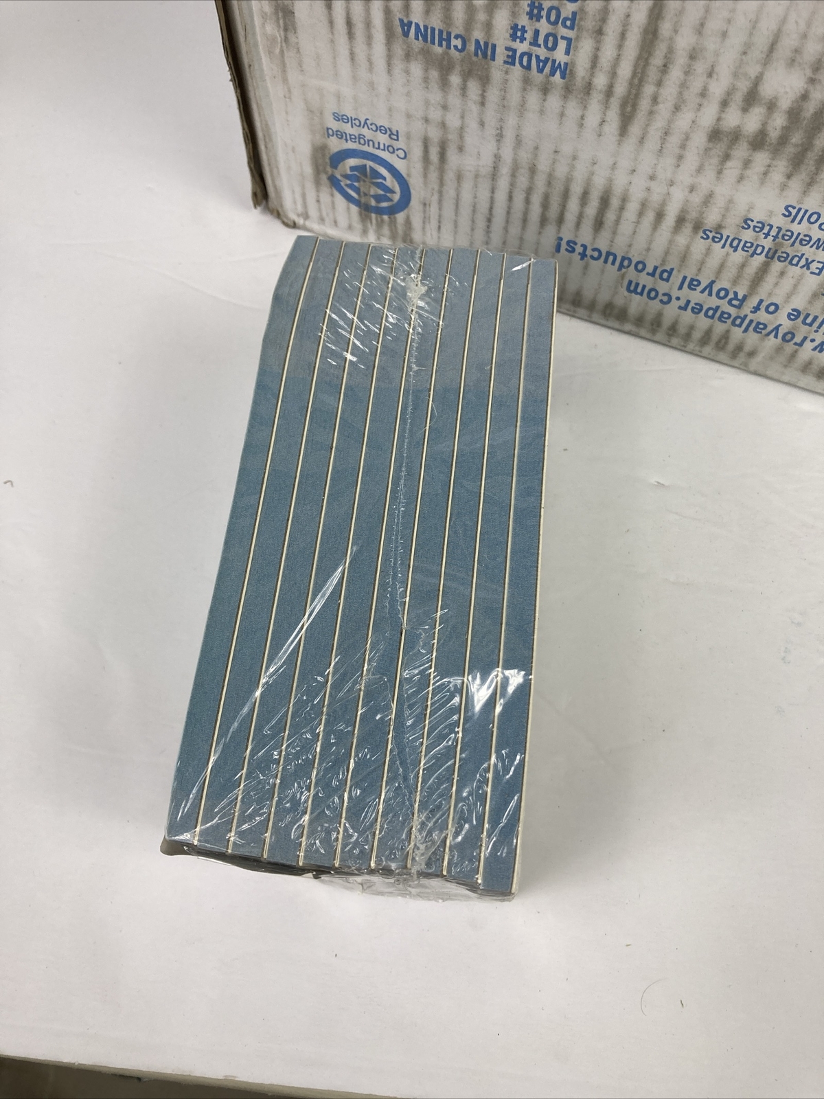 Royal Guest Check Book Carbonless Duplicate 3.4”x 6.75” 50/Book 50 2500 Total