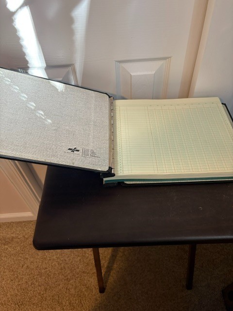 Vintage National 2 Post Metal Spine Accounting Ledger Binder Black USA w/Sheets