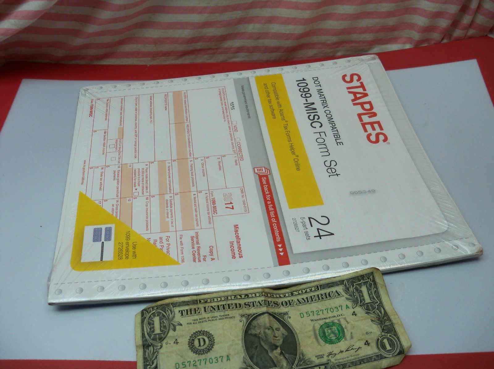 24 Ct Pack Staples 2017 Dot Matrix IRS Tax Form 1099-Misc 5-Part Form Sets USA
