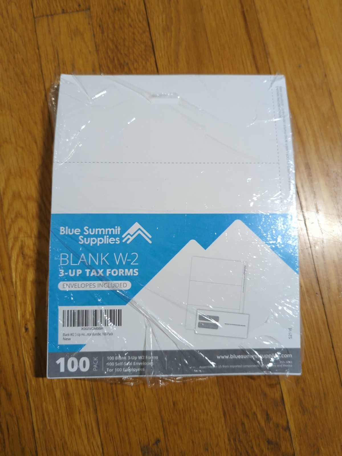 Blue Summit Blank W-2 4-UP Tax Forms 100 Pack + Envelopes 5209E100